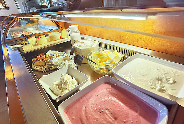 Frühstücksbuffet im Hotel Hochriegel in Spiegelau